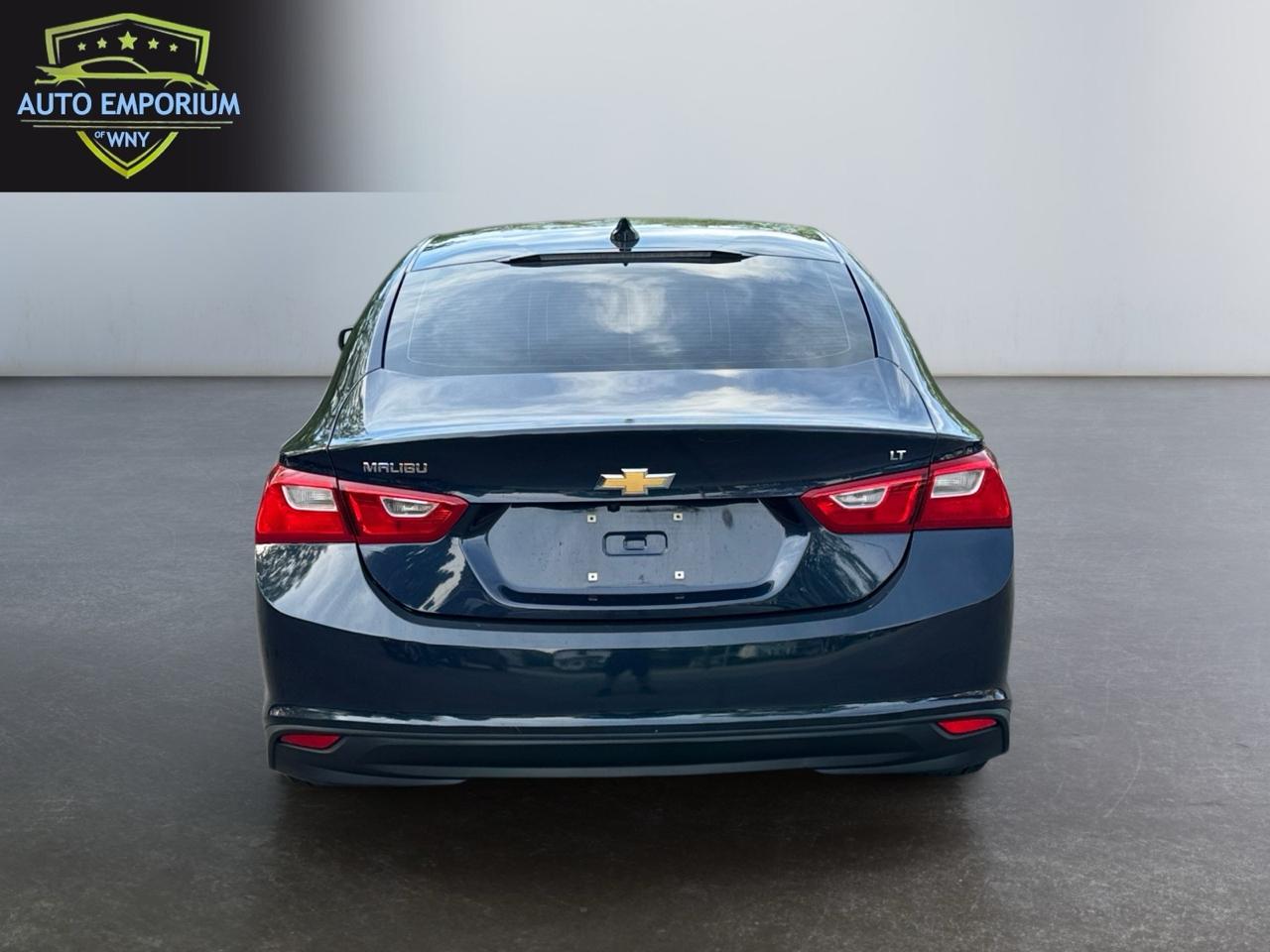 2018 Chevrolet Malibu 1LT - Photo 8