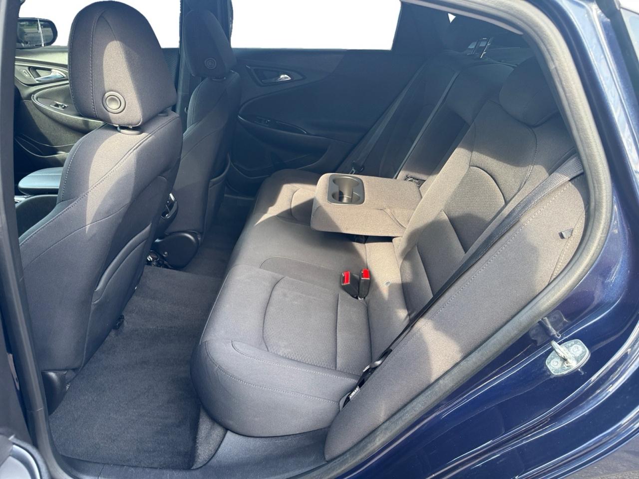 2018 Chevrolet Malibu 1LT - Photo 12