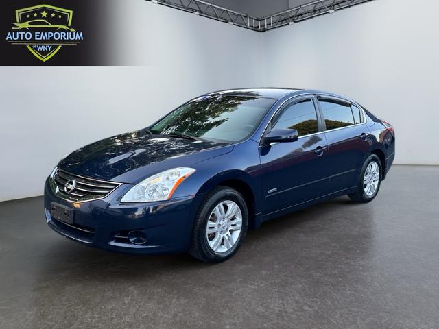 Blue 2010 Nissan Altima Hybrid Sedan Front-Wheel Drive Automatic
