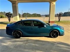 2025 Toyota Camry Hybrid 