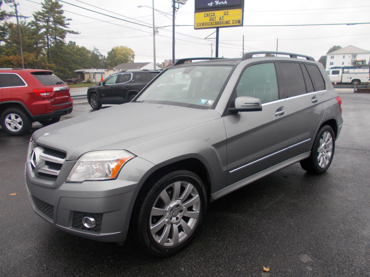 2012 MercedesBenz GLKClass 4MATIC 4dr GLK 350