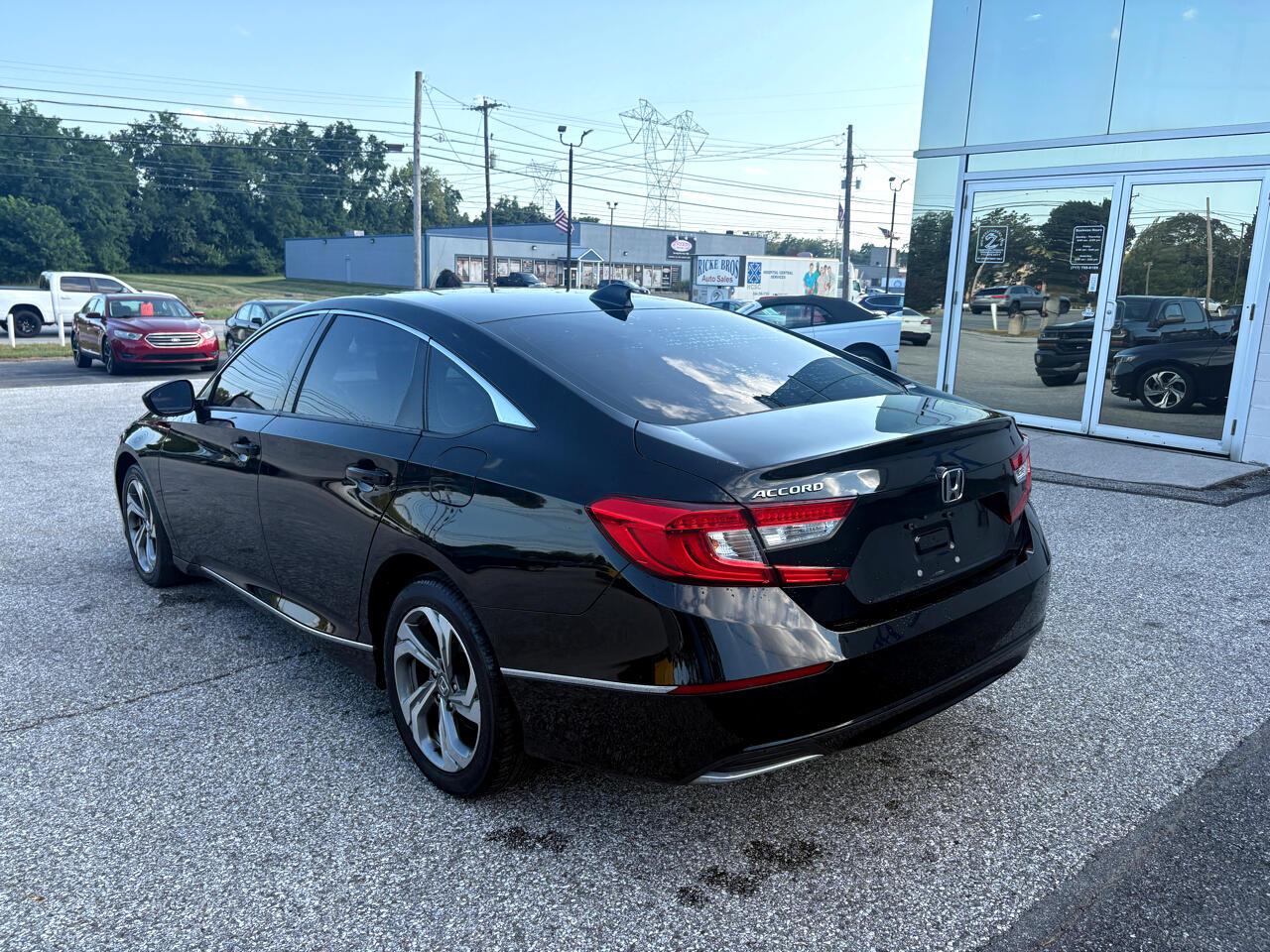 2018 Honda Accord EX 1.5T photo 4