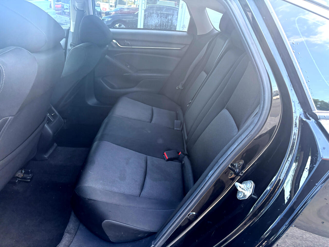 2018 Honda Accord EX 1.5T photo 11