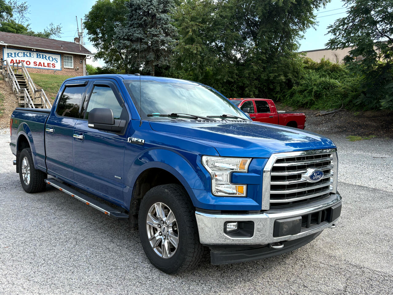 2017 Ford F-150 XLT photo 3