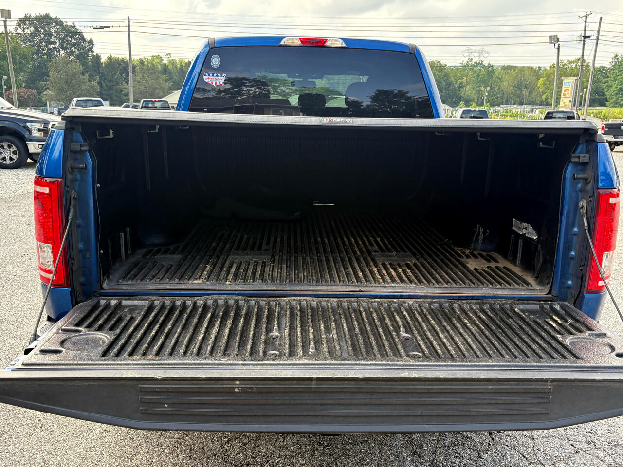 2017 Ford F-150 XLT photo 13