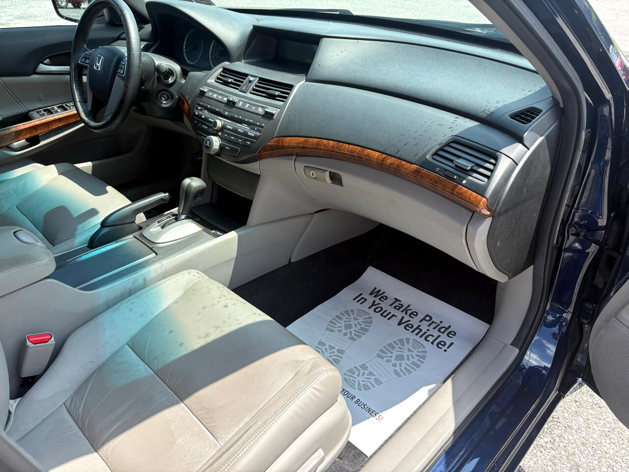 2011 Honda Accord EX-L photo 19