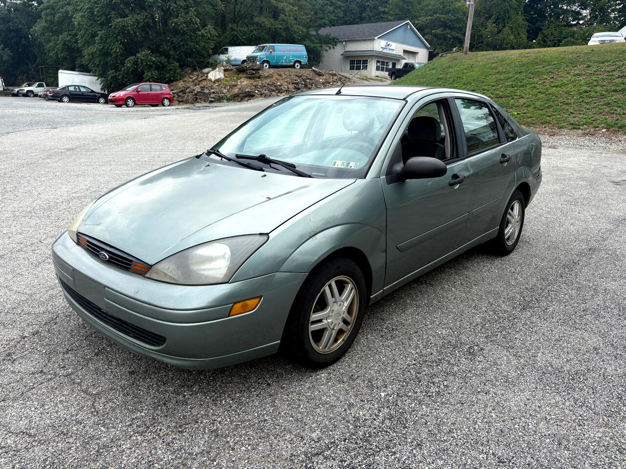 2003 Ford Focus 4dr Sdn SE