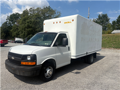 2004 Chevrolet Express Commercial Cutaway 