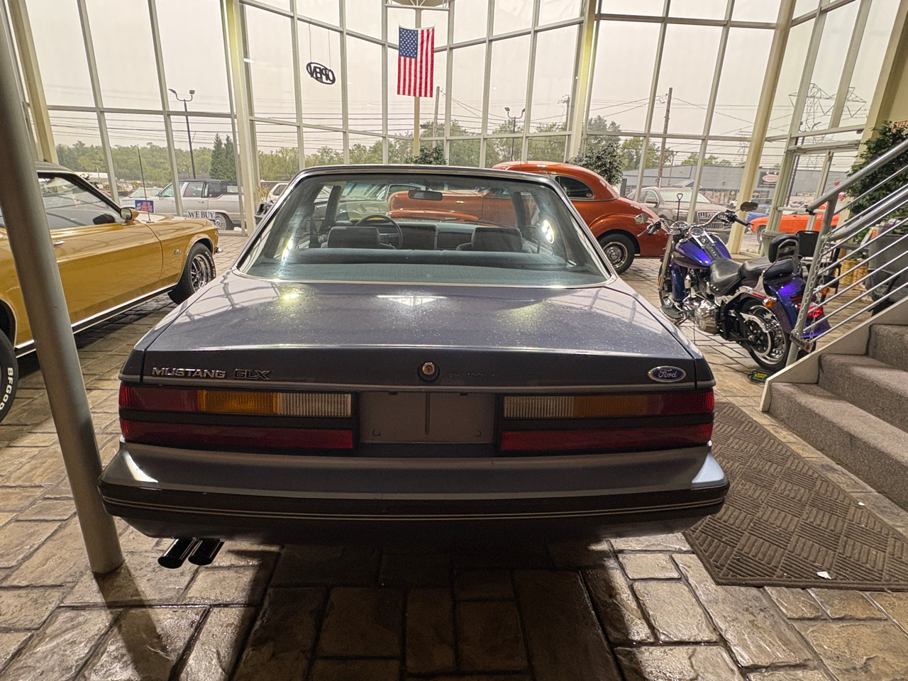 1983 Ford Mustang photo 3