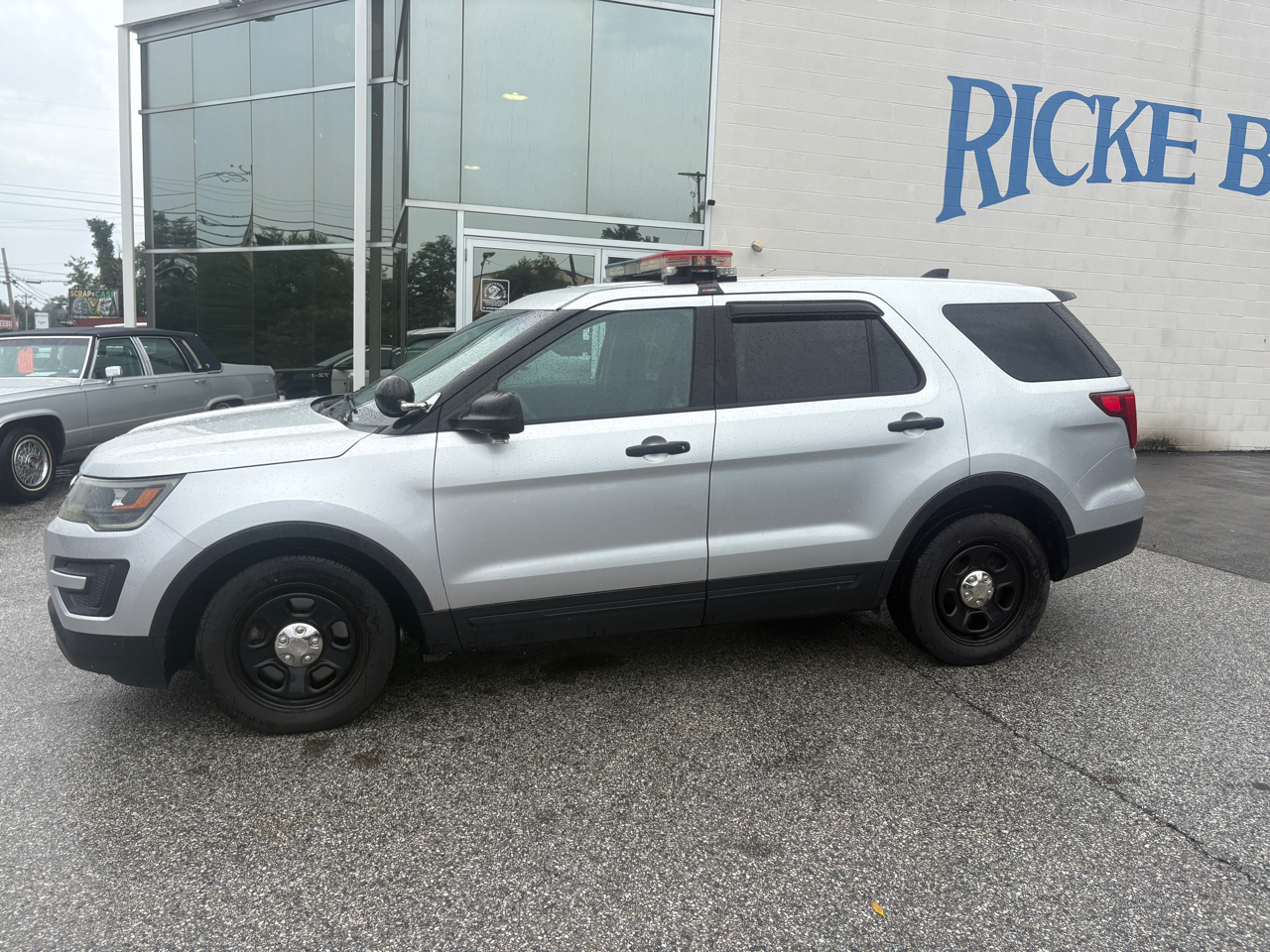 2016 Ford Explorer photo 4