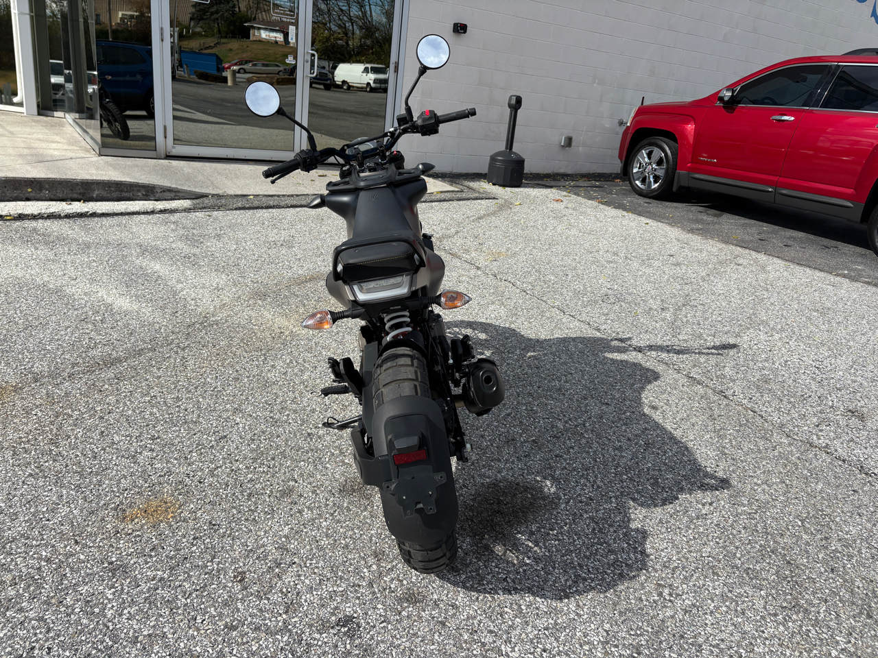 Husqvarna  Svartpilen 401  2022