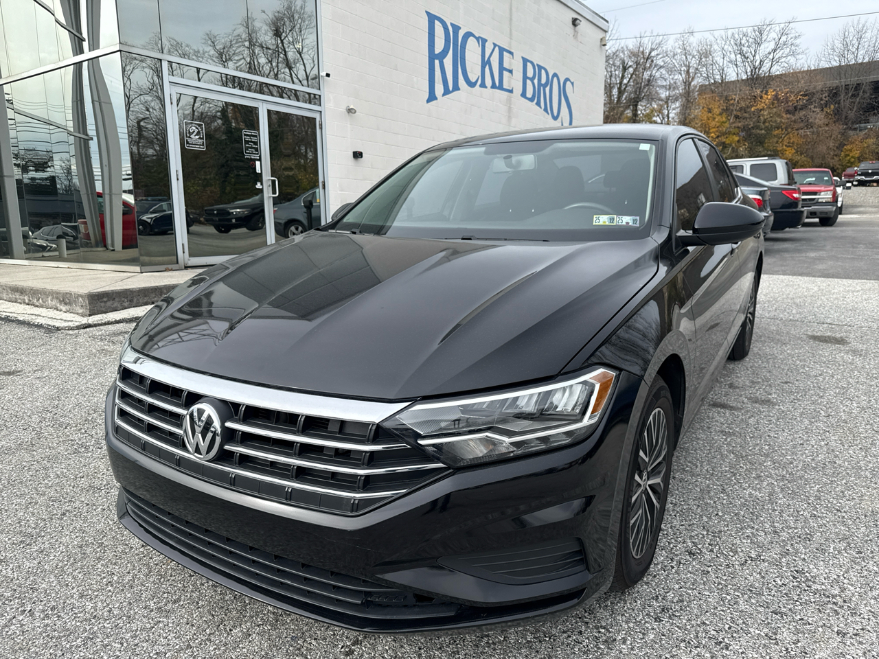 2021 Volkswagen Jetta R-Line Auto