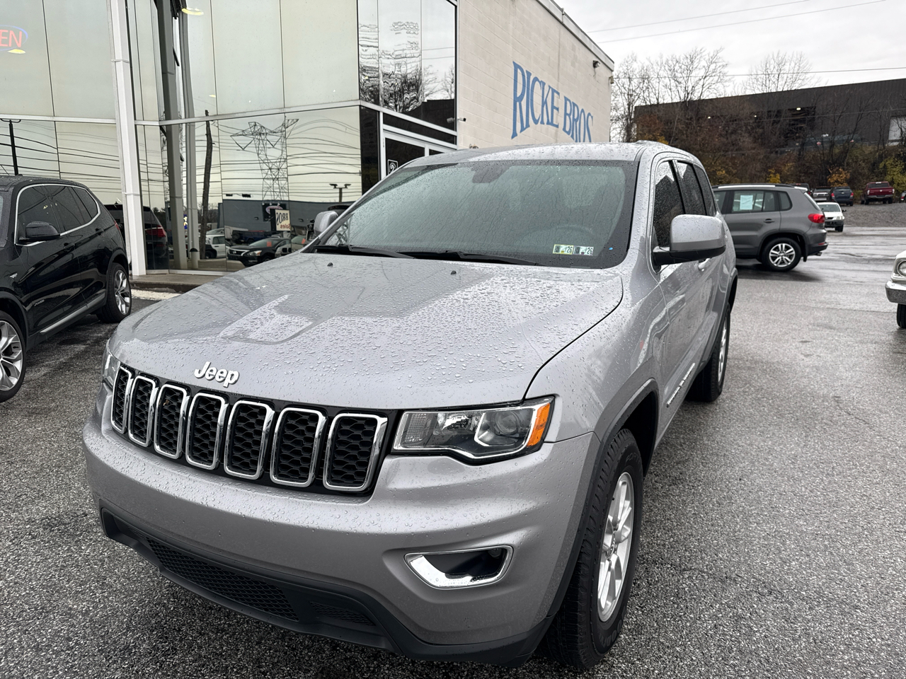 2018 Jeep Grand Cherokee Laredo 4x4 *Ltd Avail*