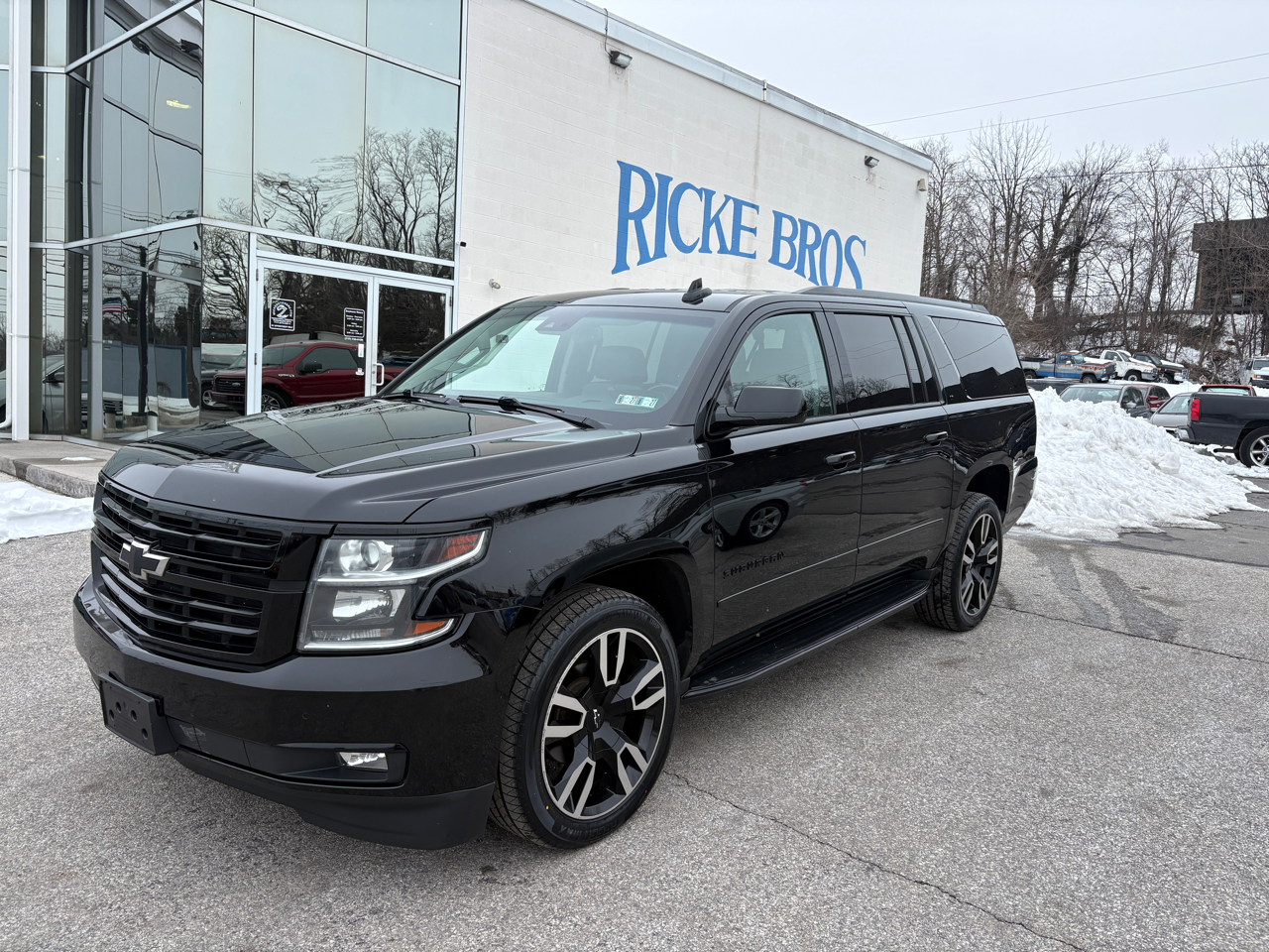 2019 Chevrolet Suburban 4WD 4dr 1500 LT