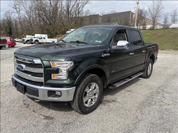 2015 Ford F-150 4WD SuperCrew 145" Lariat