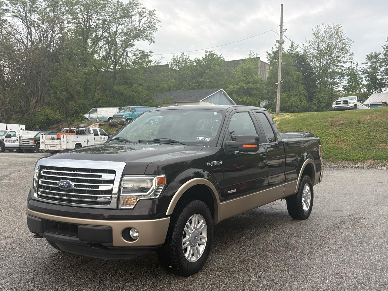 2014 Ford F-150 4WD SuperCab 145" Lariat