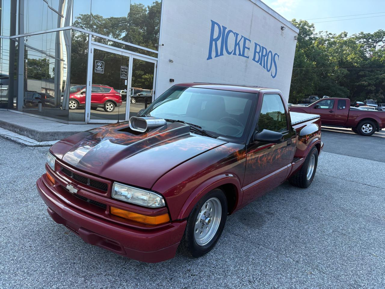 1998 Chevrolet S-10 Reg Cab 108" WB LS