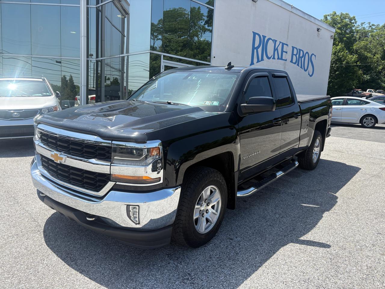 2018 Chevrolet Silverado 1500 4WD Double Cab 143.5" LT w/1LT