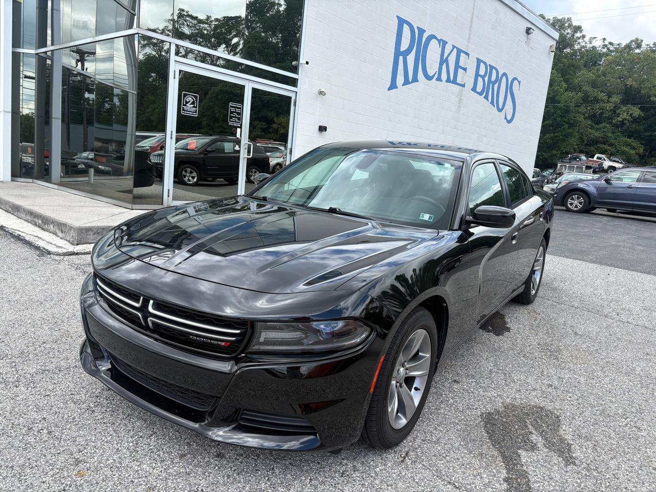2015 Dodge Charger 4dr Sdn SE RWD