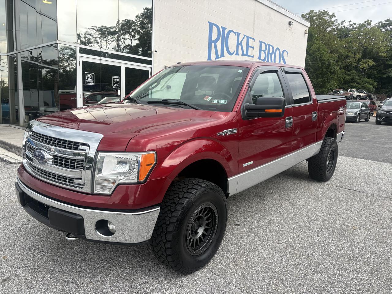 2014 Ford F-150 4WD SuperCrew 145" XLT