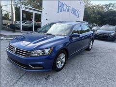 2016 Volkswagen Passat 