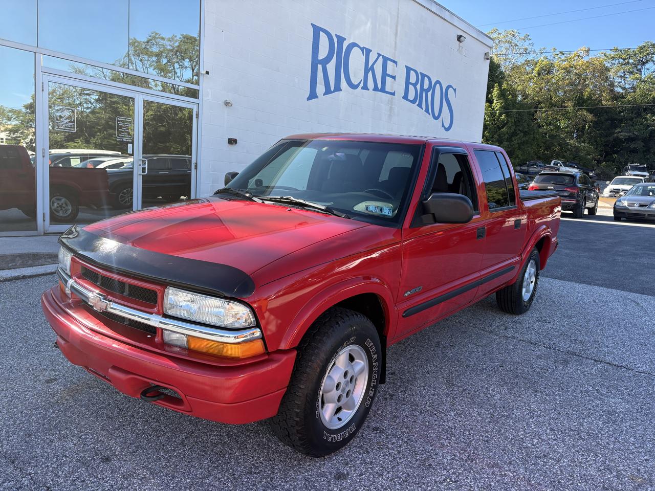 2003 Chevrolet S-10 Crew Cab 123" WB 4WD LS