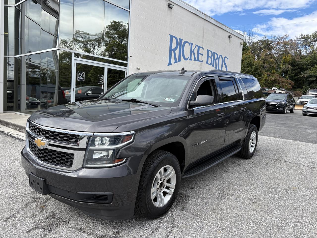 2018 Chevrolet Suburban 4WD 4dr 1500 LT
