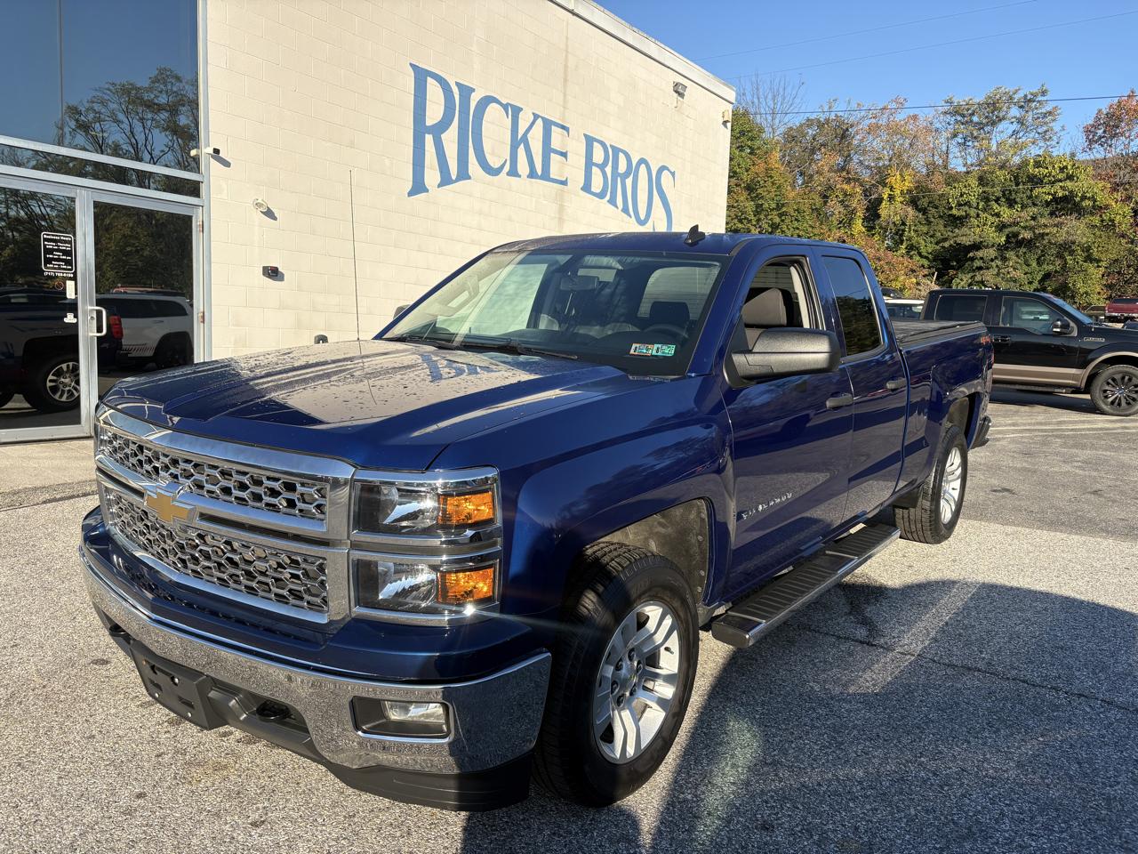 2014 Chevrolet Silverado 1500 4WD Double Cab 143.5" LT w/1LT
