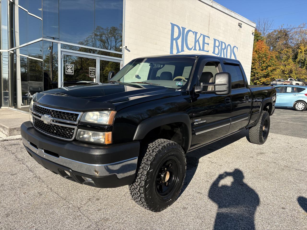 2006 Chevrolet Silverado 2500HD Crew Cab 153" WB 4WD LT1