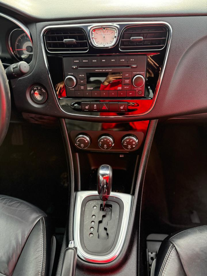 Chrysler 200 Limited 2013