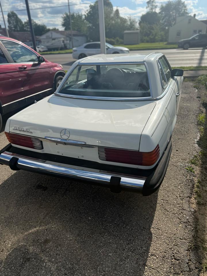 Mercedes-Benz 380 SL 1983