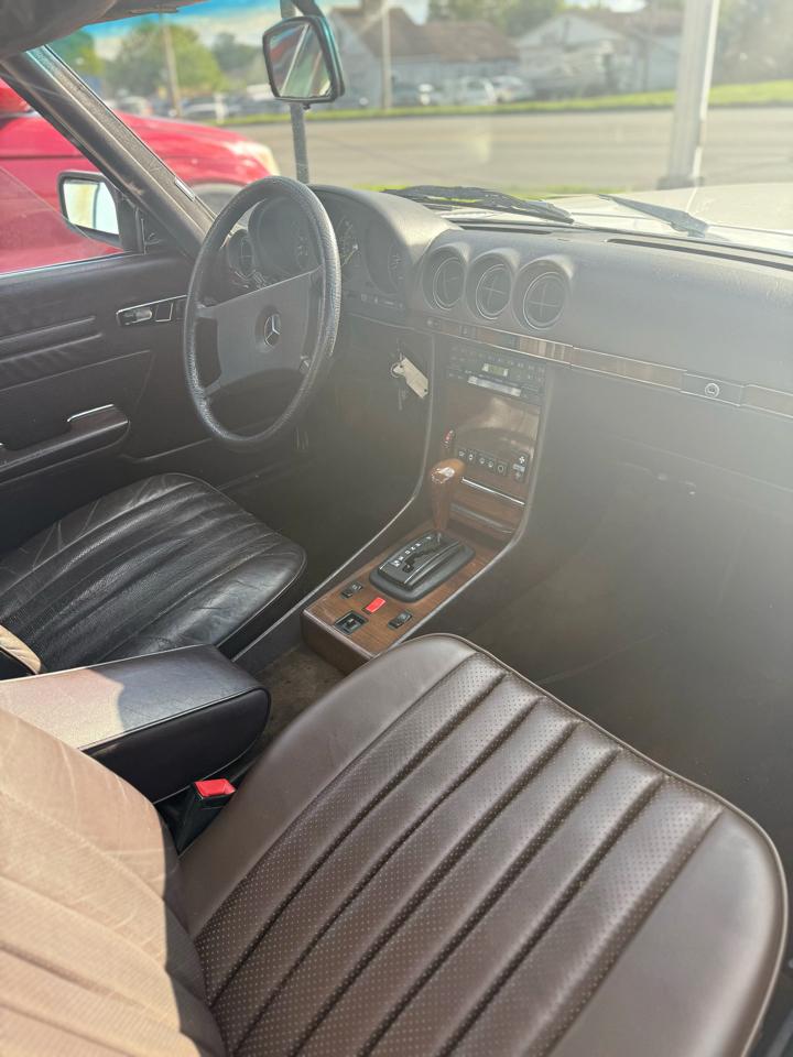 Mercedes-Benz 380 SL 1983