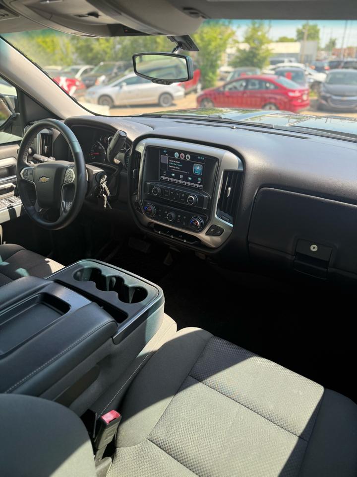 Chevrolet Silverado 1500 LT Crew Cab Long Box 4WD 2015
