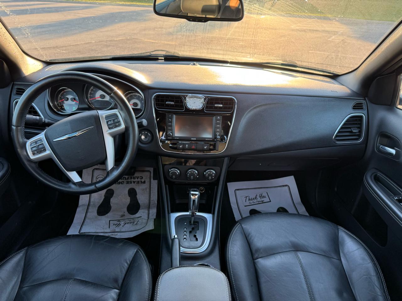 Chrysler 200 Limited 2012