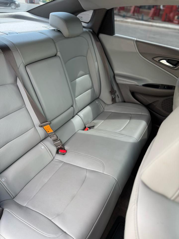 Chevrolet MALIBU LT Base 2017