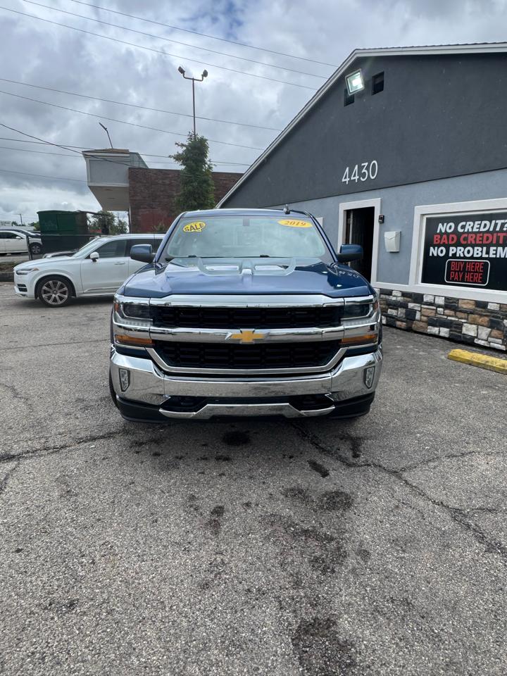 Chevrolet Silverado 1500 1LT Crew Cab 4WD 2019