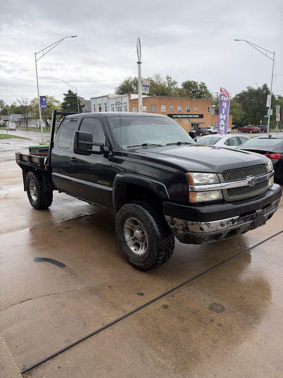 2003 Chevrolet Silverado 2500HD LS - Photo 6