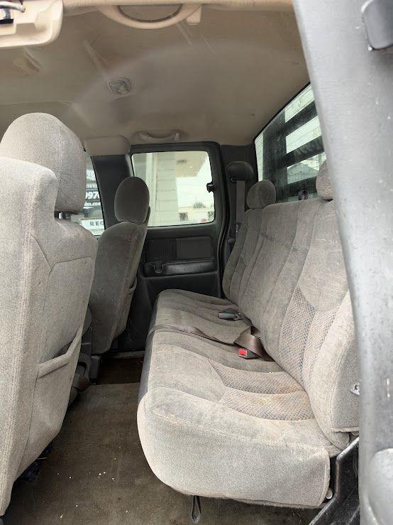 2003 Chevrolet Silverado 2500HD LS - Photo 10