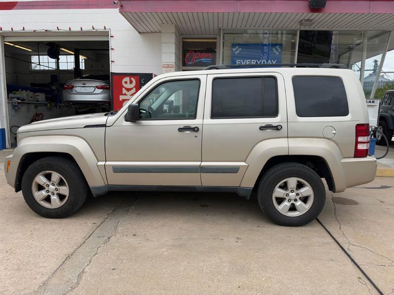 2010 Jeep Liberty Sport 2WD