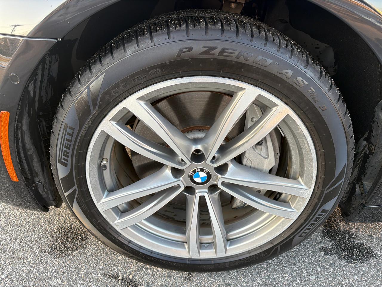 BMW 7-Series 750i xDrive 2019