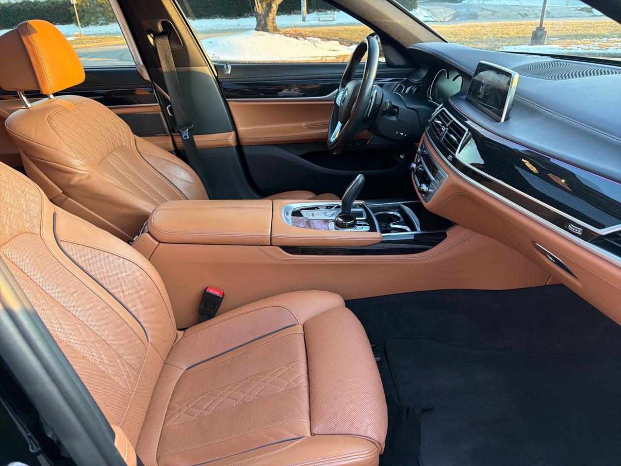 BMW 7-Series 750i xDrive 2019