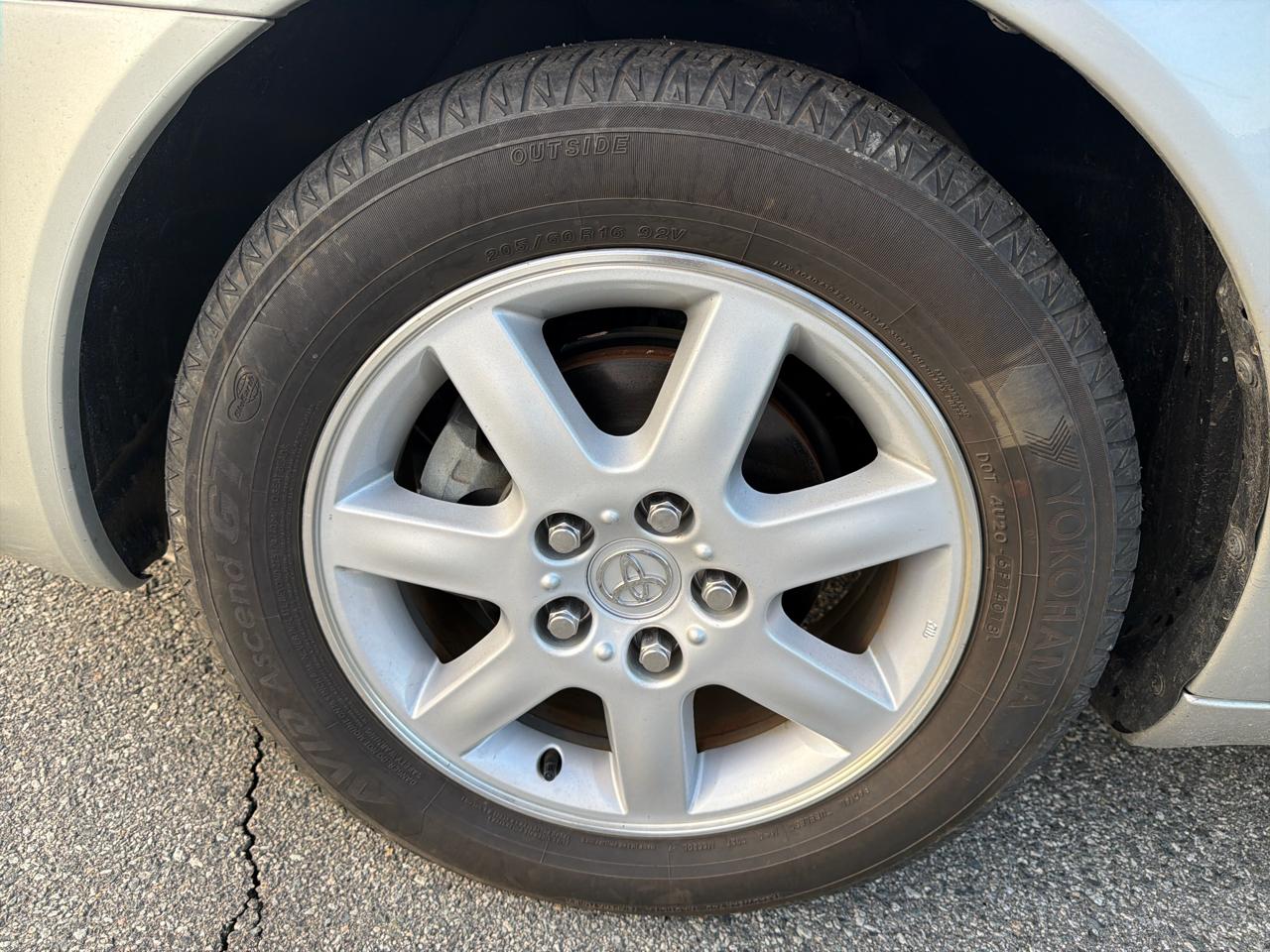 Toyota Avalon XL 2003