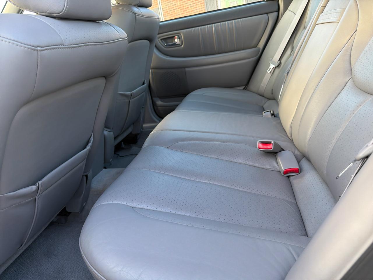 Toyota Avalon XL 2003