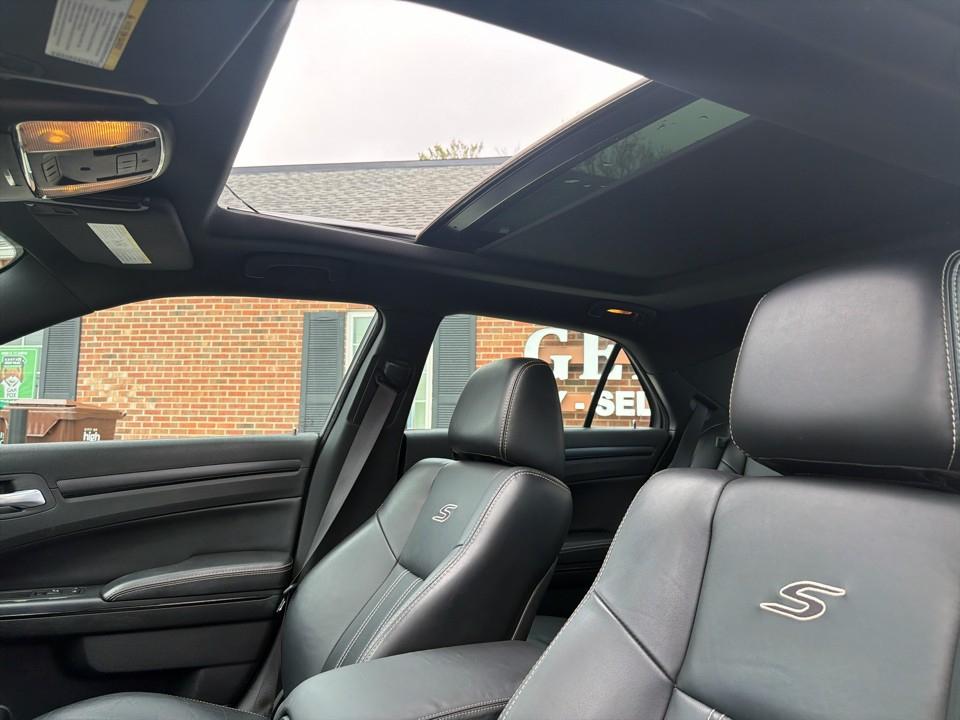 Chrysler 300 S V6 RWD 2014