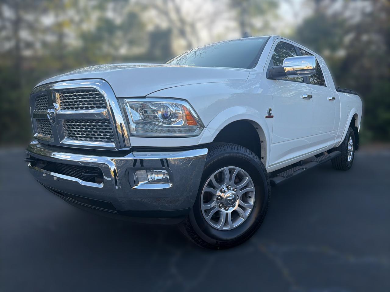 2014 RAM 2500 Laramie Mega Cab 4WD