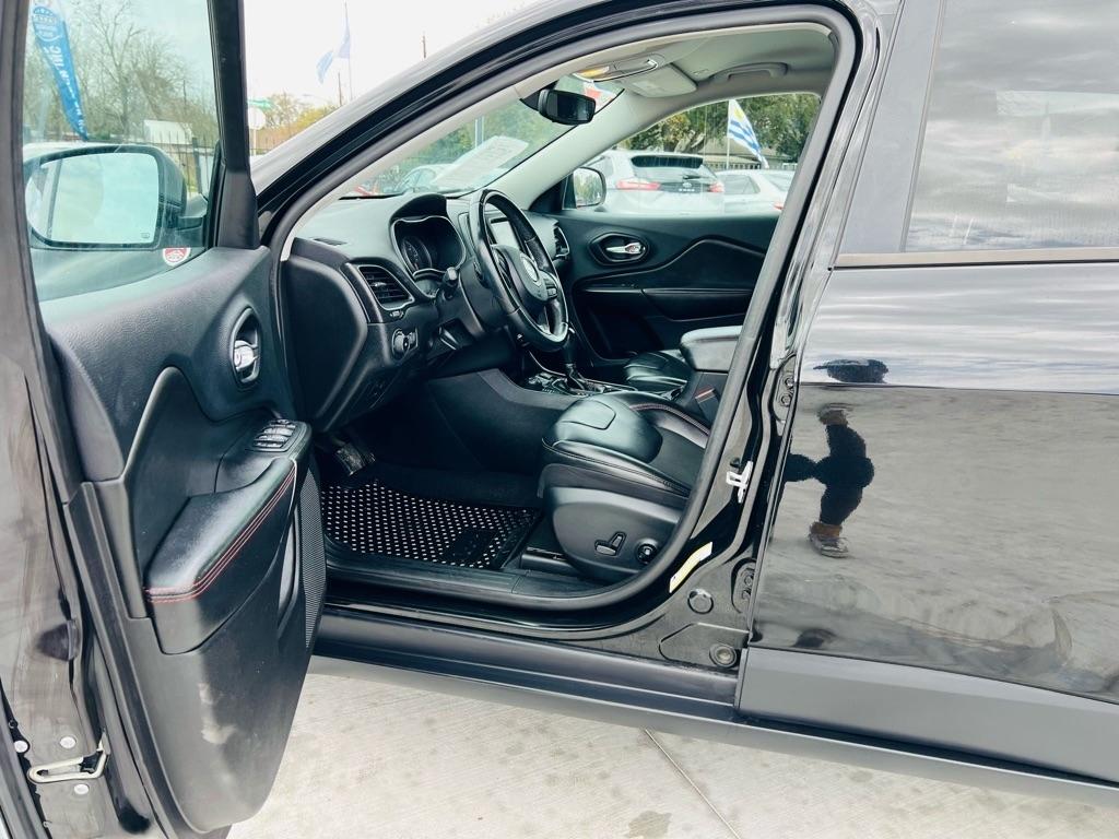 Jeep Cherokee Trailhawk 4WD 2019