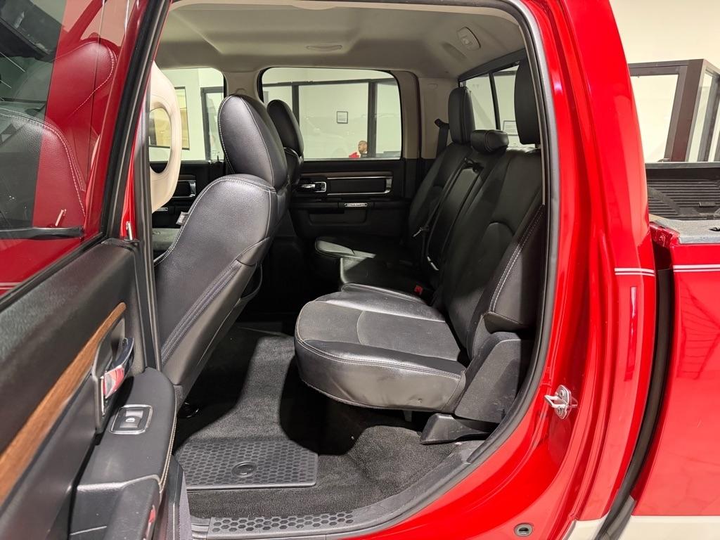 RAM 1500 Laramie Crew Cab SWB 2WD 2017