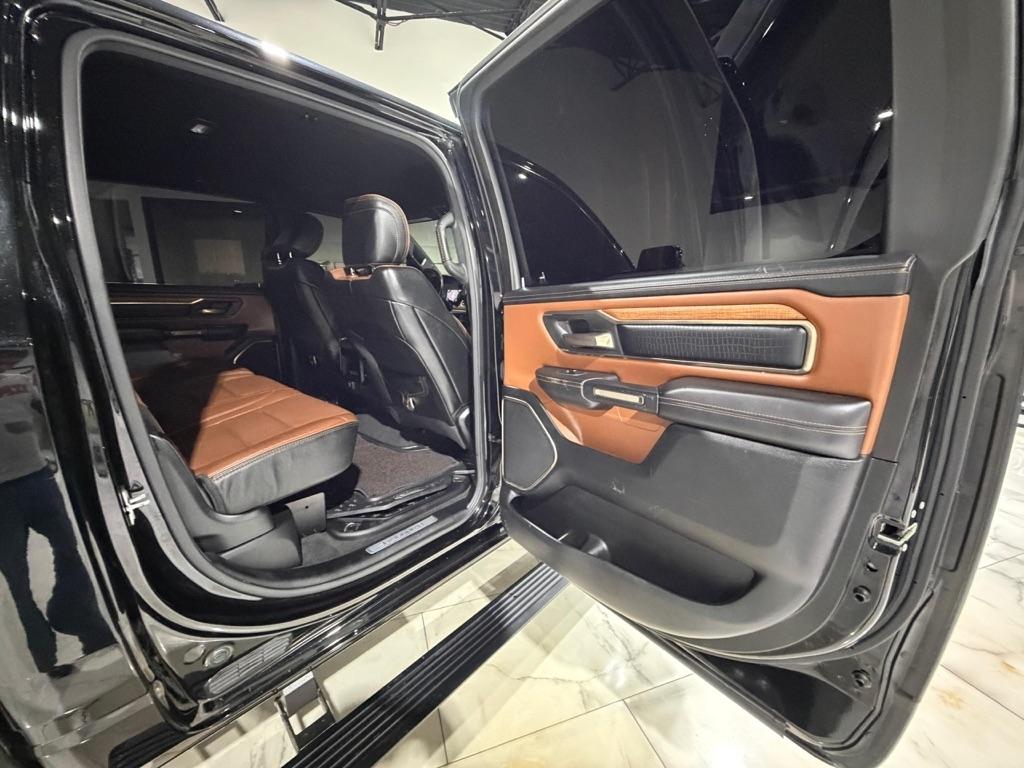RAM 1500 Longhorn Crew Cab SWB 4WD 2020