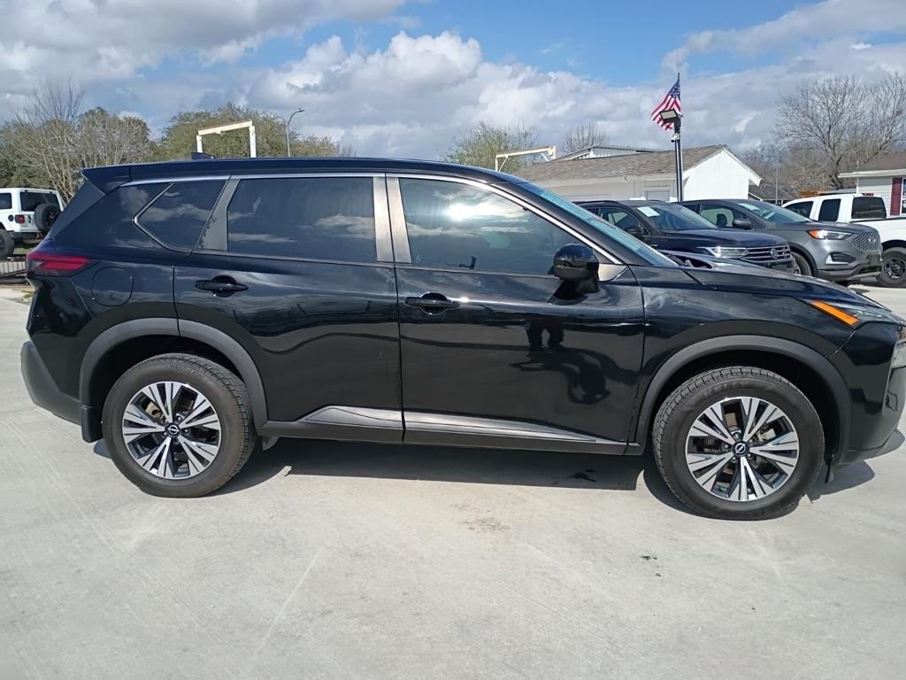 Nissan Rogue SV 2022