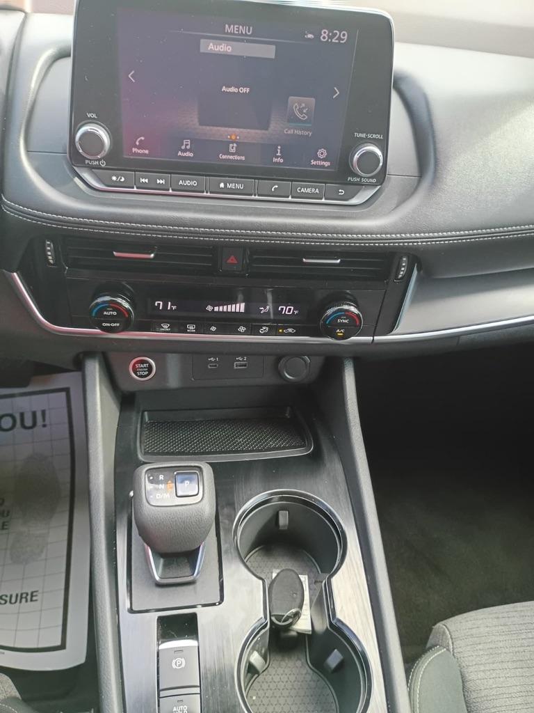 Nissan Rogue SV 2022